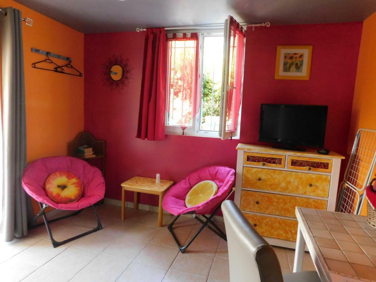 Villa Les Pins Mirabel-aux-Baronnies Экстерьер фото